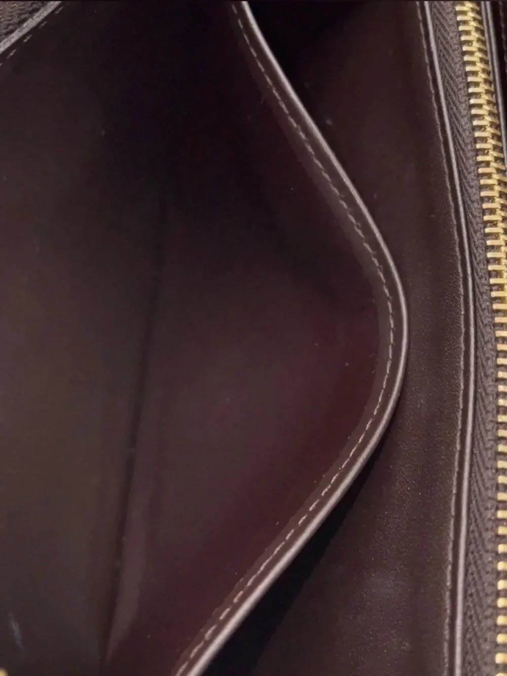 Louis Vuitton Amarante Monogram Vernis Zippy Wallet